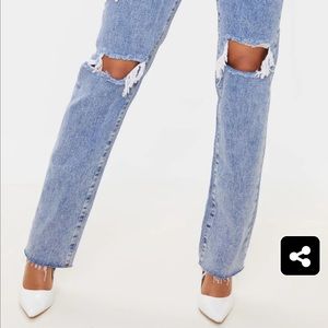 High Rise Distressed Straight leg Jeans